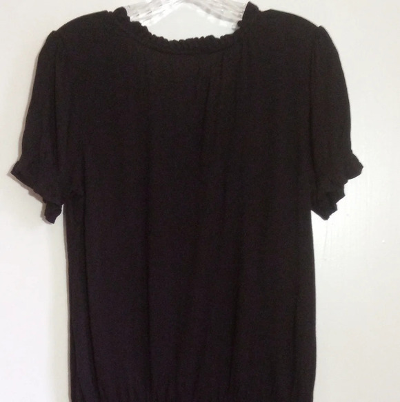 Old Navy black ruffle short puff sleeved peasant top women's size medium - Picture 6 of 7